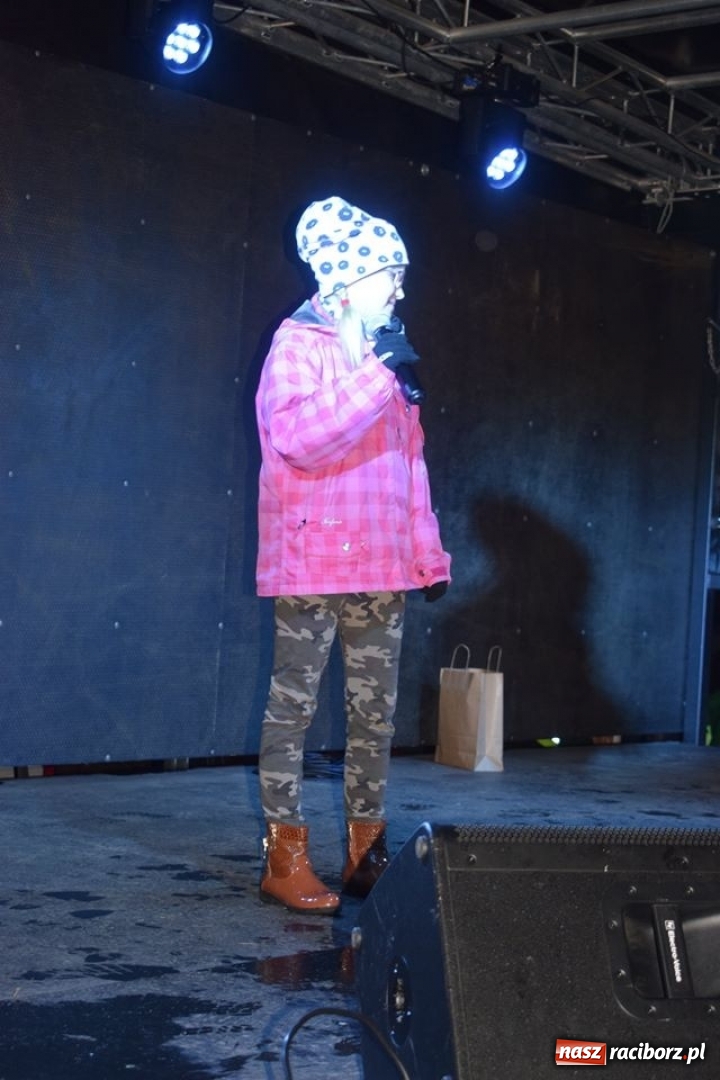 Zdjęcie w galerii na portalu naszraciborz.pl: W Rudach po raz pierwszy odbył się Jarmark Bożonarodzeniowy wiadomości z regionu