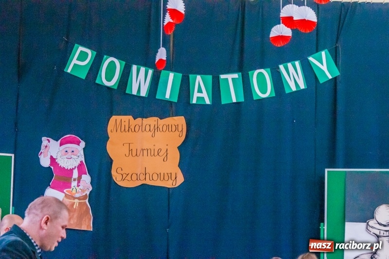 Zdjęcie w galerii na portalu naszraciborz.pl: XVII Mikołajkowy Turniej Szachowy w SP 4 wiadomości z regionu