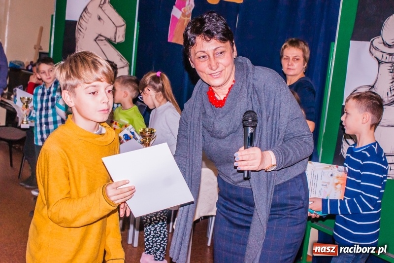 Zdjęcie w galerii na portalu naszraciborz.pl: XVII Mikołajkowy Turniej Szachowy w SP 4 wiadomości z regionu