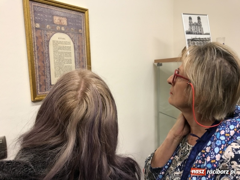 Zdjęcie w galerii na portalu naszraciborz.pl: Na zamku otwarto Izbę Pamięci Żydów Raciborskich FOTO i WIDEO wiadomości z regionu