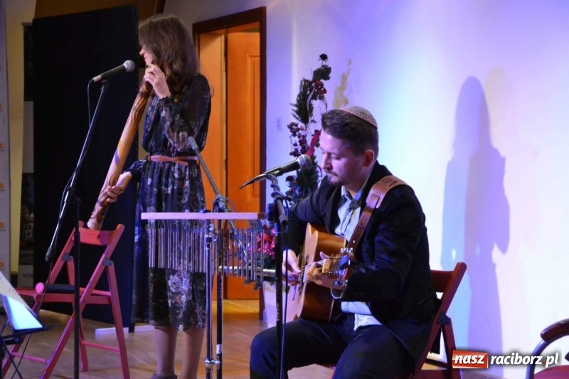 Zdjęcie w galerii na portalu naszraciborz.pl: Na zamku otwarto Izbę Pamięci Żydów Raciborskich FOTO i WIDEO wiadomości z regionu