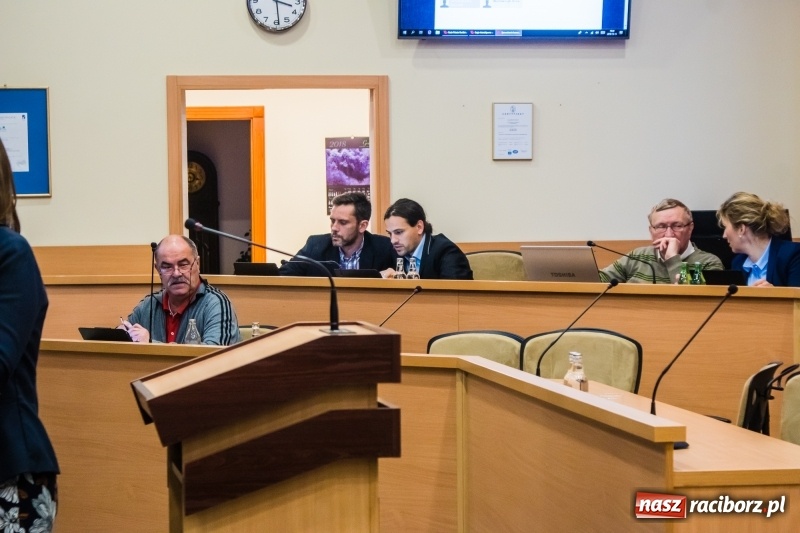 Zdjęcie w galerii na portalu naszraciborz.pl: Urodziny to czas dla rodziny. Prezydent wyjaśnił dlaczego nie odwiedził forum niepełnosprawnych  wiadomości z regionu