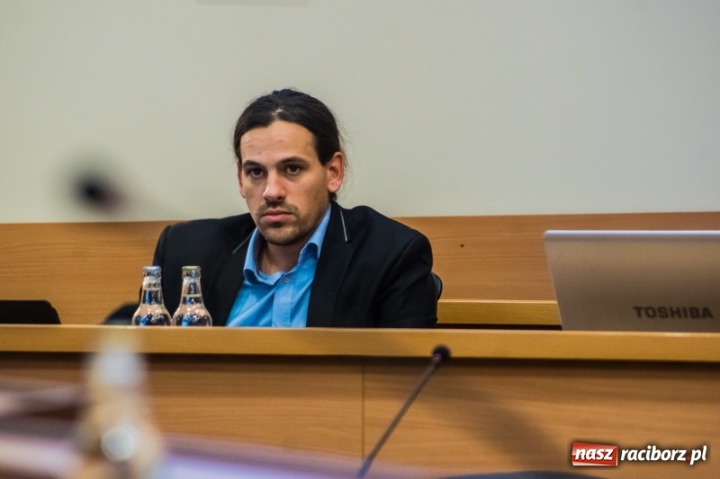 Zdjęcie w galerii na portalu naszraciborz.pl: Urodziny to czas dla rodziny. Prezydent wyjaśnił dlaczego nie odwiedził forum niepełnosprawnych  wiadomości z regionu