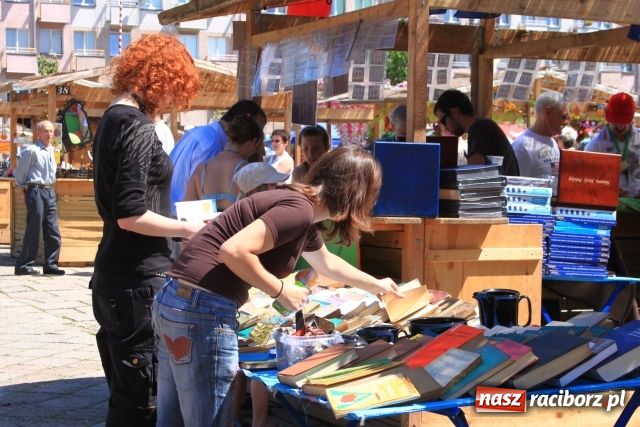 Zdjęcie w galerii na portalu naszraciborz.pl: Raj dla kupców dobiegł końca wiadomości z regionu