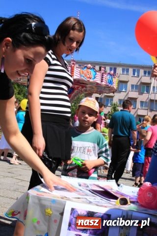 Zdjęcie w galerii na portalu naszraciborz.pl: Raj dla kupców dobiegł końca wiadomości z regionu