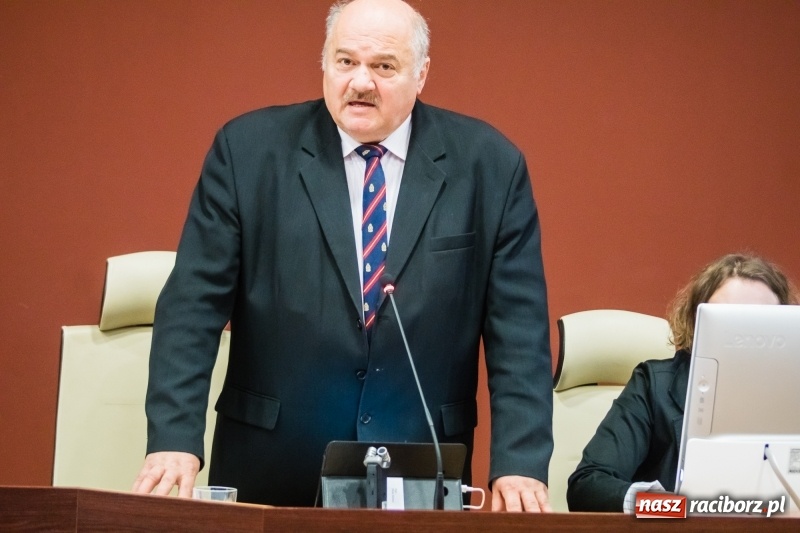 Zdjęcie w galerii na portalu naszraciborz.pl: Gaz, obwodnica i Polówka. Komisja gospodarki już pracuje  wiadomości z regionu