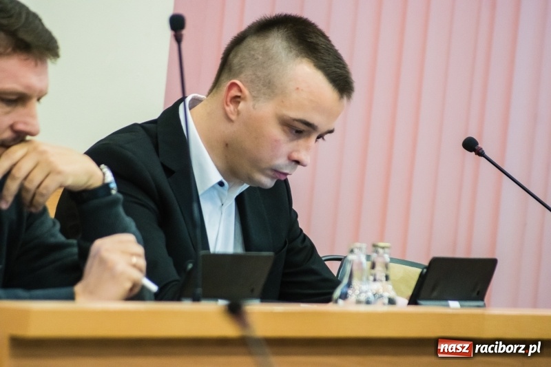 Zdjęcie w galerii na portalu naszraciborz.pl: Gaz, obwodnica i Polówka. Komisja gospodarki już pracuje  wiadomości z regionu