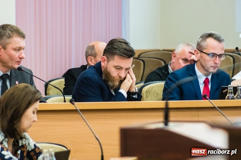 Zdjęcie w galerii na portalu naszraciborz.pl: Gaz, obwodnica i Polówka. Komisja gospodarki już pracuje  wiadomości z regionu