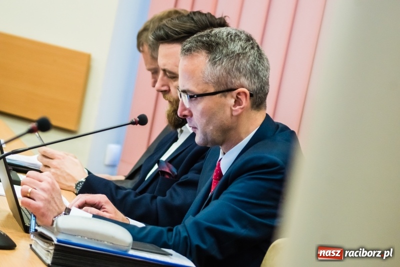 Zdjęcie w galerii na portalu naszraciborz.pl: Gaz, obwodnica i Polówka. Komisja gospodarki już pracuje  wiadomości z regionu