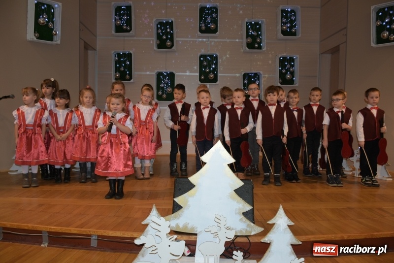 Zdjęcie w galerii na portalu naszraciborz.pl: Święta z kolędą po raz czternasty wiadomości z regionu