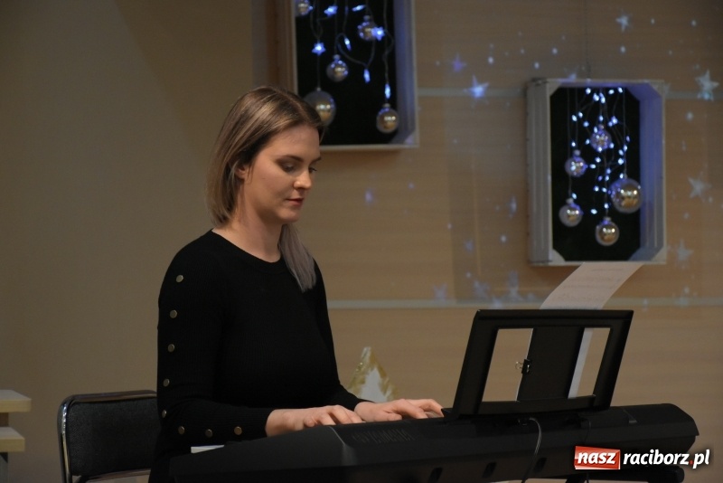 Zdjęcie w galerii na portalu naszraciborz.pl: Święta z kolędą po raz czternasty wiadomości z regionu