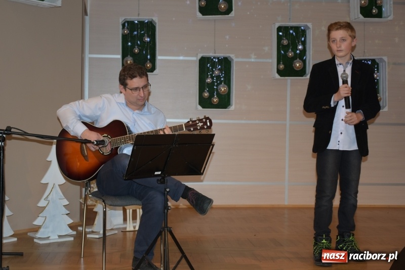 Zdjęcie w galerii na portalu naszraciborz.pl: Święta z kolędą po raz czternasty wiadomości z regionu