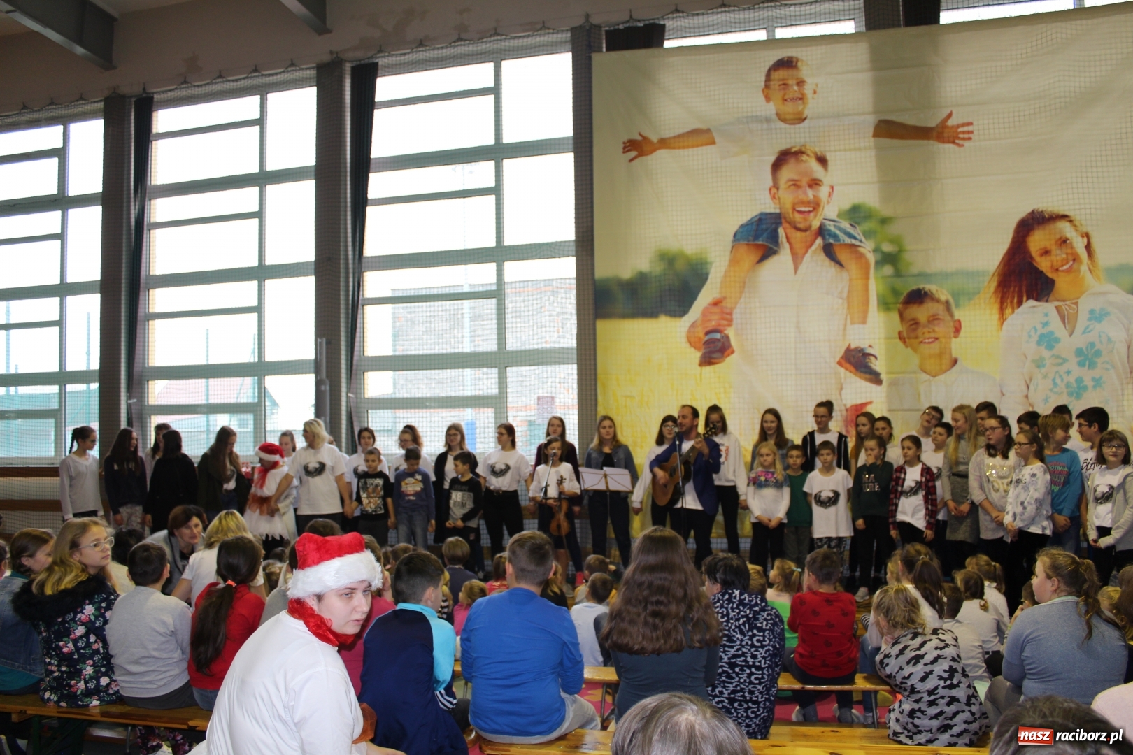 Zdjęcie w galerii na portalu naszraciborz.pl: Bieńkowice. Uśmiech to bodaj najkrótsza droga do drugiego człowieka  wiadomości z regionu