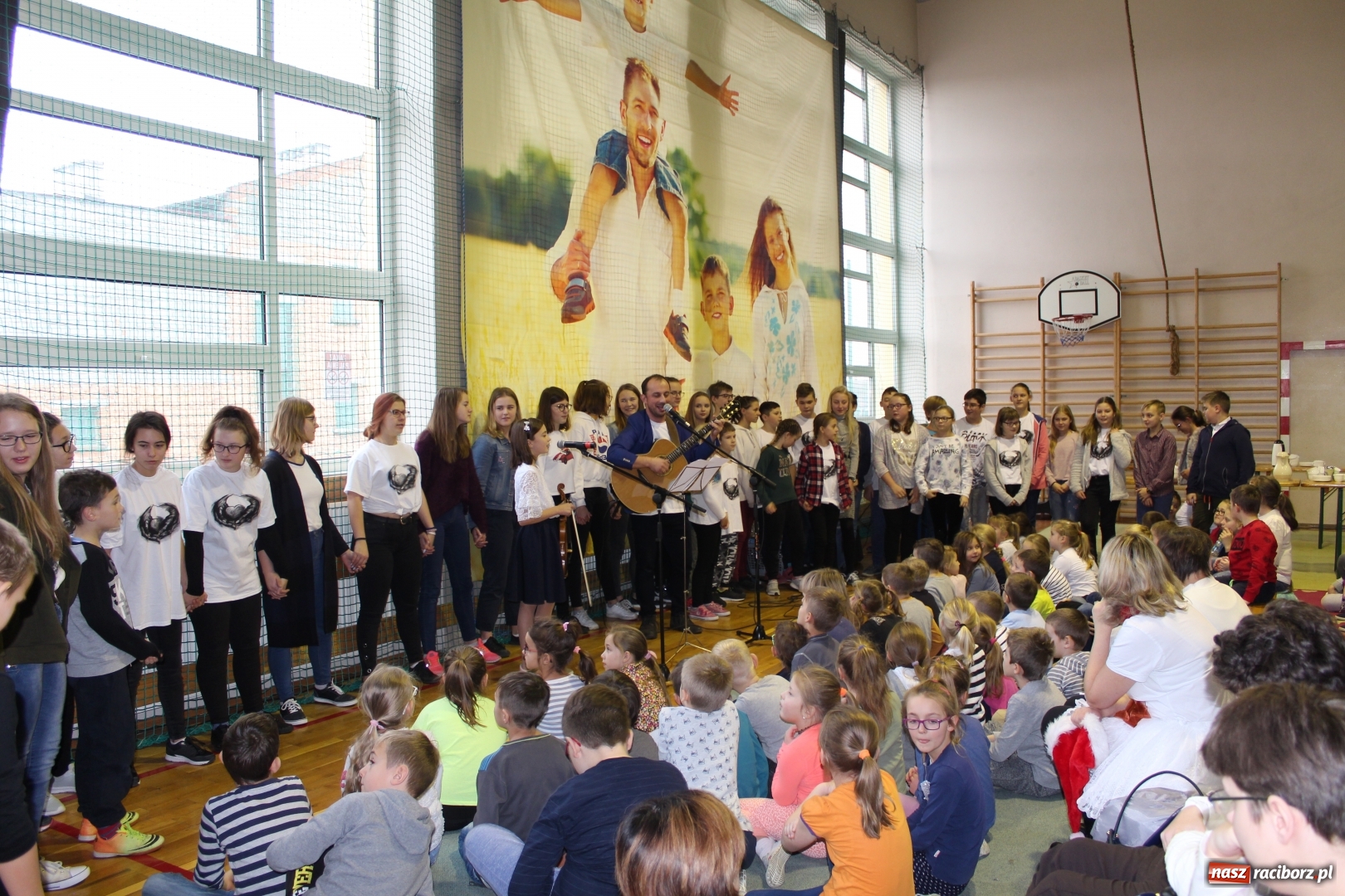 Zdjęcie w galerii na portalu naszraciborz.pl: Bieńkowice. Uśmiech to bodaj najkrótsza droga do drugiego człowieka  wiadomości z regionu