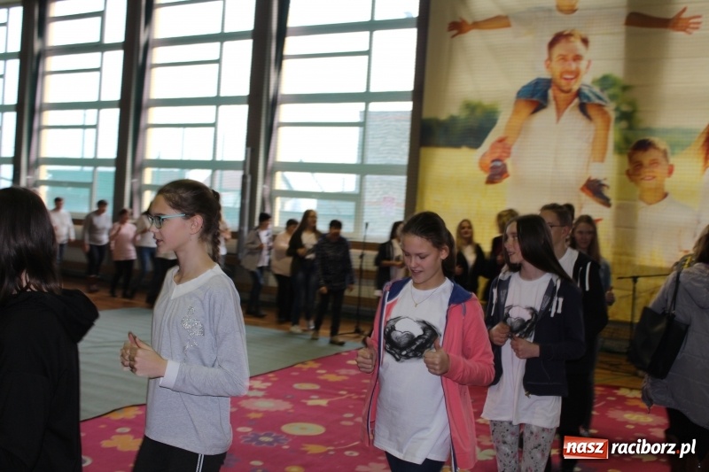 Zdjęcie w galerii na portalu naszraciborz.pl: Bieńkowice. Uśmiech to bodaj najkrótsza droga do drugiego człowieka  wiadomości z regionu