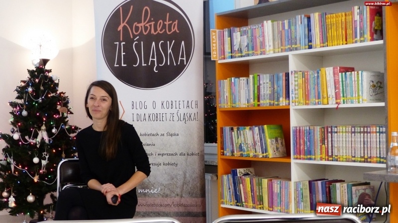 Zdjęcie w galerii na portalu naszraciborz.pl: O kobietach ze Śląska w raciborskiej bibliotece. Promocja książki Katarzyny Siwczyk wiadomości z regionu