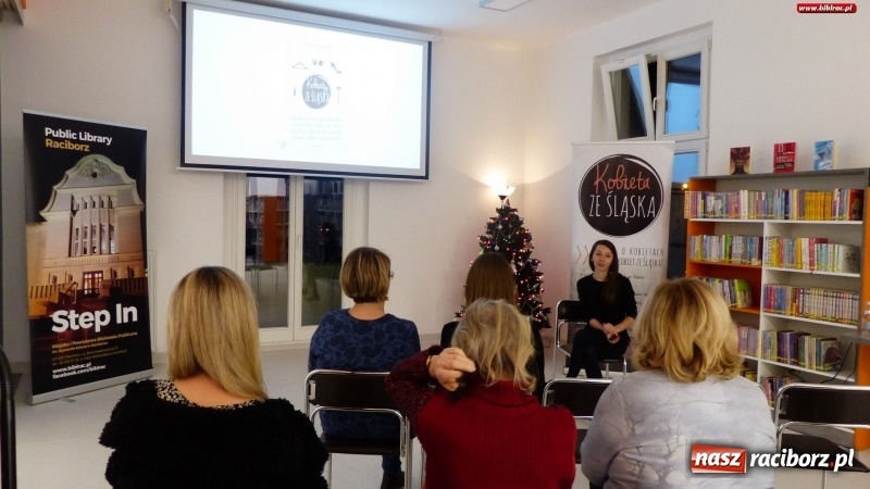 Zdjęcie w galerii na portalu naszraciborz.pl: O kobietach ze Śląska w raciborskiej bibliotece. Promocja książki Katarzyny Siwczyk wiadomości z regionu