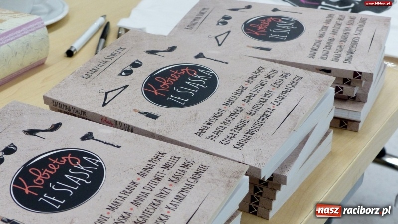 Zdjęcie w galerii na portalu naszraciborz.pl: O kobietach ze Śląska w raciborskiej bibliotece. Promocja książki Katarzyny Siwczyk wiadomości z regionu