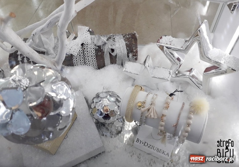 Zdjęcie w galerii na portalu naszraciborz.pl: Wyszukana biżuteria dla wyjątkowych kobiet wiadomości z regionu