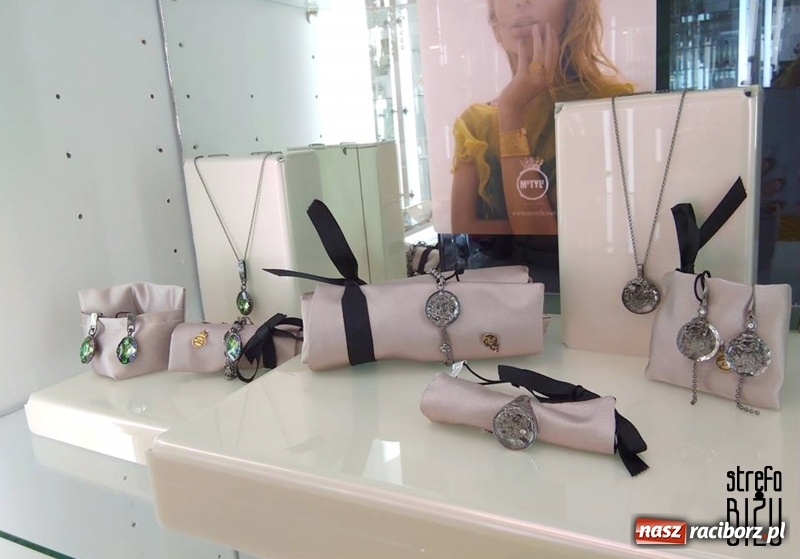 Zdjęcie w galerii na portalu naszraciborz.pl: Wyszukana biżuteria dla wyjątkowych kobiet wiadomości z regionu
