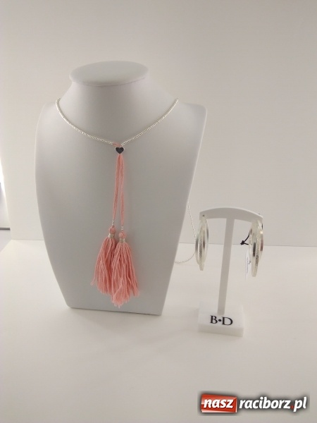 Zdjęcie w galerii na portalu naszraciborz.pl: Wyszukana biżuteria dla wyjątkowych kobiet wiadomości z regionu