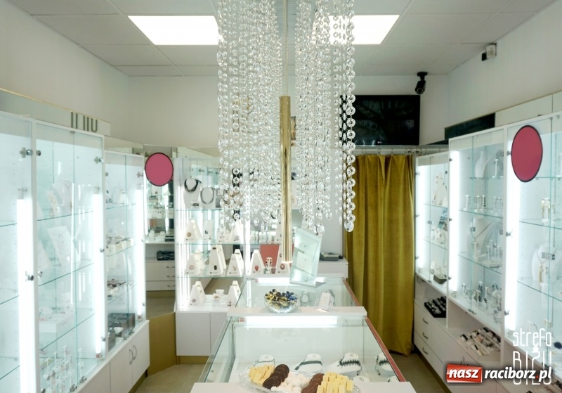 Zdjęcie w galerii na portalu naszraciborz.pl: Wyszukana biżuteria dla wyjątkowych kobiet wiadomości z regionu