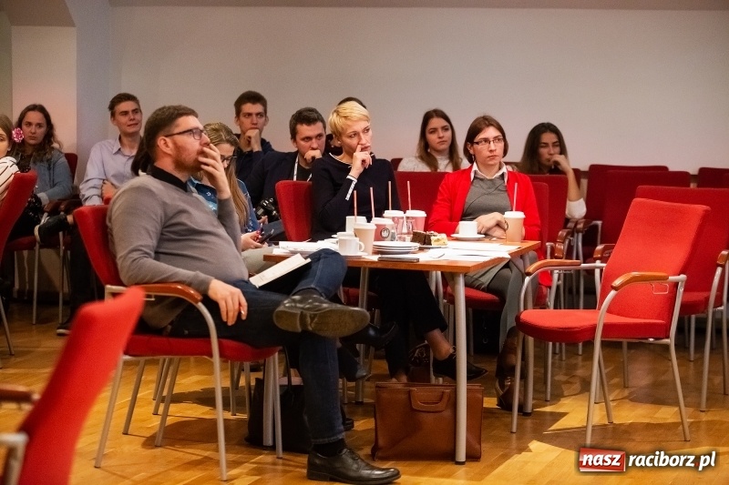 Zdjęcie w galerii na portalu naszraciborz.pl: Pitch Day, czyli finał projektu Szkoła Młodych Przedsiębiorców. Wygrali uczniowie Mechanika z pomysłem dla koncernu IKEA wiadomości z regionu