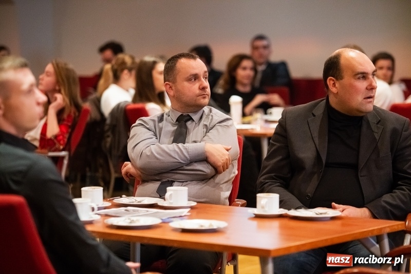 Zdjęcie w galerii na portalu naszraciborz.pl: Pitch Day, czyli finał projektu Szkoła Młodych Przedsiębiorców. Wygrali uczniowie Mechanika z pomysłem dla koncernu IKEA wiadomości z regionu