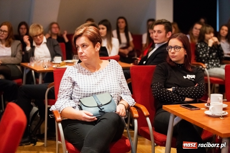 Zdjęcie w galerii na portalu naszraciborz.pl: Pitch Day, czyli finał projektu Szkoła Młodych Przedsiębiorców. Wygrali uczniowie Mechanika z pomysłem dla koncernu IKEA wiadomości z regionu