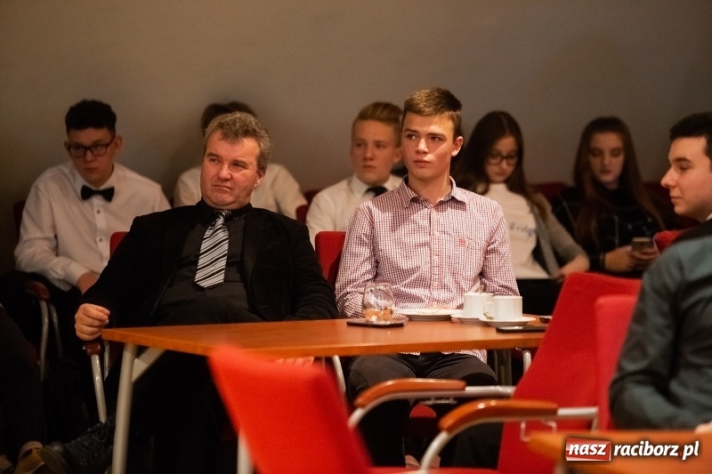 Zdjęcie w galerii na portalu naszraciborz.pl: Pitch Day, czyli finał projektu Szkoła Młodych Przedsiębiorców. Wygrali uczniowie Mechanika z pomysłem dla koncernu IKEA wiadomości z regionu