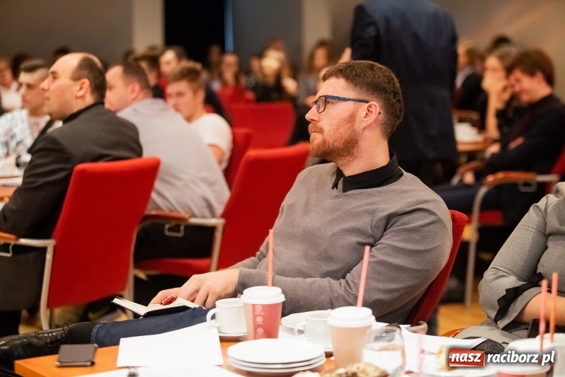 Zdjęcie w galerii na portalu naszraciborz.pl: Pitch Day, czyli finał projektu Szkoła Młodych Przedsiębiorców. Wygrali uczniowie Mechanika z pomysłem dla koncernu IKEA wiadomości z regionu