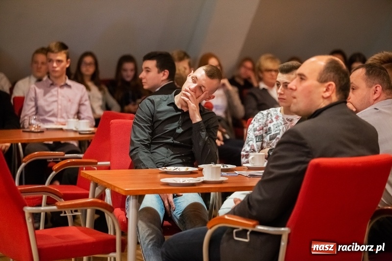 Zdjęcie w galerii na portalu naszraciborz.pl: Pitch Day, czyli finał projektu Szkoła Młodych Przedsiębiorców. Wygrali uczniowie Mechanika z pomysłem dla koncernu IKEA wiadomości z regionu