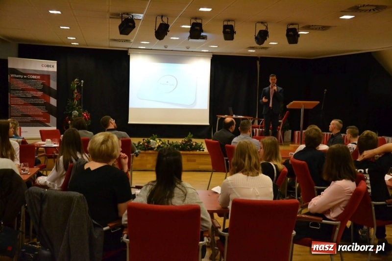 Zdjęcie w galerii na portalu naszraciborz.pl: Pitch Day, czyli finał projektu Szkoła Młodych Przedsiębiorców. Wygrali uczniowie Mechanika z pomysłem dla koncernu IKEA wiadomości z regionu