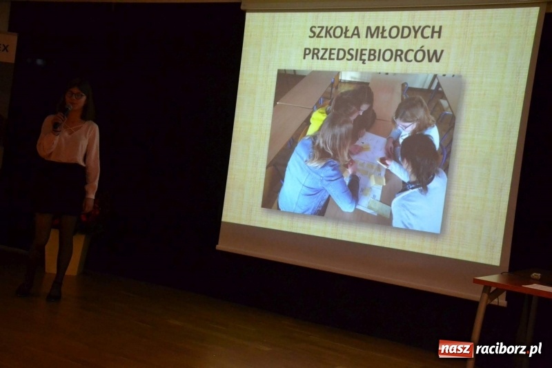 Zdjęcie w galerii na portalu naszraciborz.pl: Pitch Day, czyli finał projektu Szkoła Młodych Przedsiębiorców. Wygrali uczniowie Mechanika z pomysłem dla koncernu IKEA wiadomości z regionu