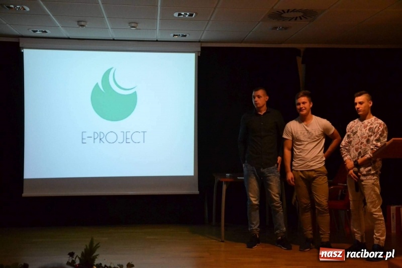 Zdjęcie w galerii na portalu naszraciborz.pl: Pitch Day, czyli finał projektu Szkoła Młodych Przedsiębiorców. Wygrali uczniowie Mechanika z pomysłem dla koncernu IKEA wiadomości z regionu