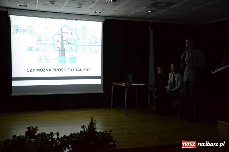 Zdjęcie w galerii na portalu naszraciborz.pl: Pitch Day, czyli finał projektu Szkoła Młodych Przedsiębiorców. Wygrali uczniowie Mechanika z pomysłem dla koncernu IKEA wiadomości z regionu