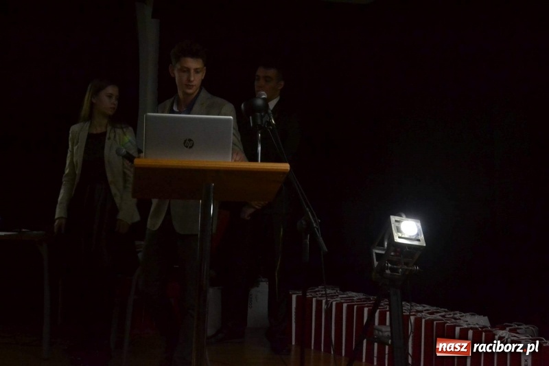 Zdjęcie w galerii na portalu naszraciborz.pl: Pitch Day, czyli finał projektu Szkoła Młodych Przedsiębiorców. Wygrali uczniowie Mechanika z pomysłem dla koncernu IKEA wiadomości z regionu