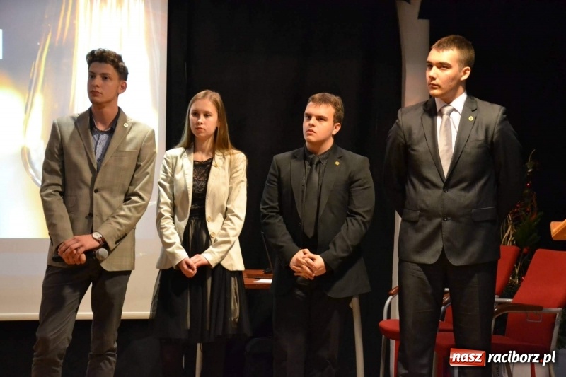 Zdjęcie w galerii na portalu naszraciborz.pl: Pitch Day, czyli finał projektu Szkoła Młodych Przedsiębiorców. Wygrali uczniowie Mechanika z pomysłem dla koncernu IKEA wiadomości z regionu