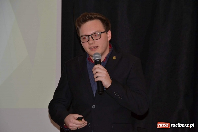 Zdjęcie w galerii na portalu naszraciborz.pl: Pitch Day, czyli finał projektu Szkoła Młodych Przedsiębiorców. Wygrali uczniowie Mechanika z pomysłem dla koncernu IKEA wiadomości z regionu