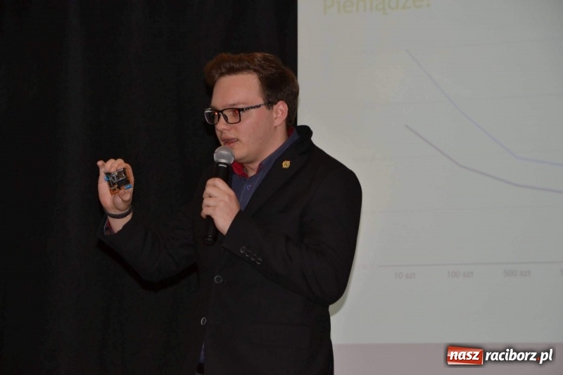 Zdjęcie w galerii na portalu naszraciborz.pl: Pitch Day, czyli finał projektu Szkoła Młodych Przedsiębiorców. Wygrali uczniowie Mechanika z pomysłem dla koncernu IKEA wiadomości z regionu