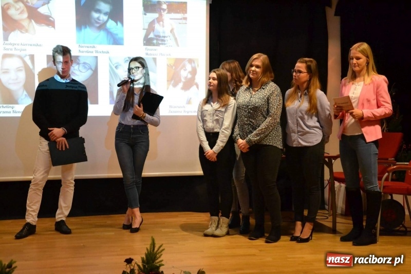 Zdjęcie w galerii na portalu naszraciborz.pl: Pitch Day, czyli finał projektu Szkoła Młodych Przedsiębiorców. Wygrali uczniowie Mechanika z pomysłem dla koncernu IKEA wiadomości z regionu