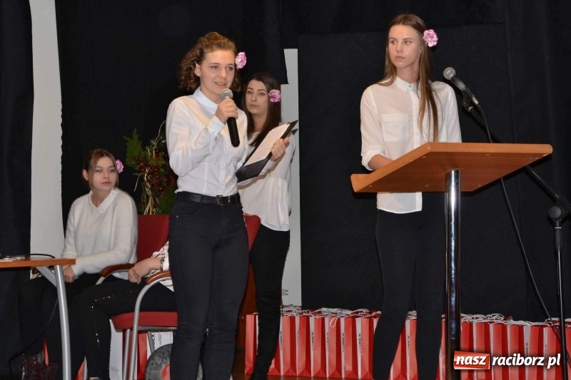 Zdjęcie w galerii na portalu naszraciborz.pl: Pitch Day, czyli finał projektu Szkoła Młodych Przedsiębiorców. Wygrali uczniowie Mechanika z pomysłem dla koncernu IKEA wiadomości z regionu