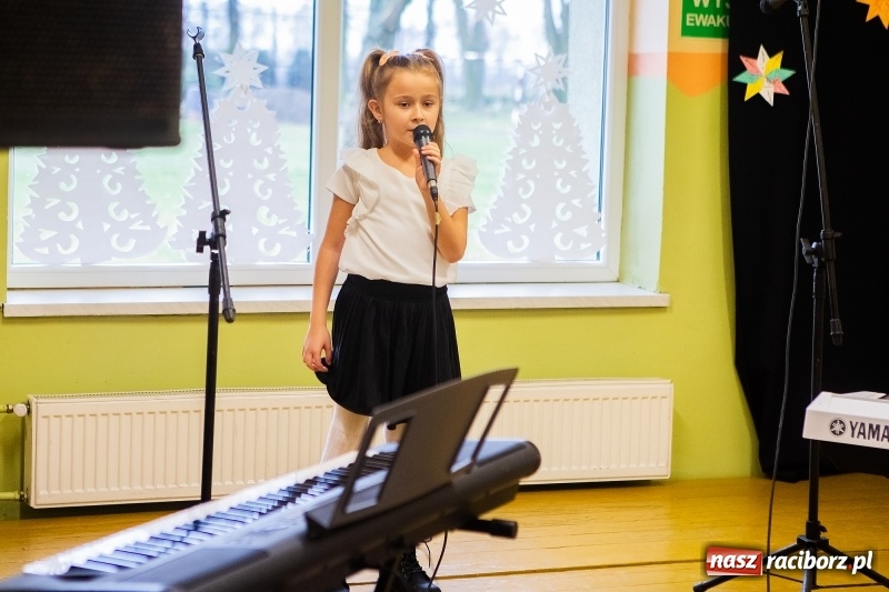 Zdjęcie w galerii na portalu naszraciborz.pl: Gminny Konkurs Kolęd i Pastorałek w Wojnowicach wiadomości z regionu