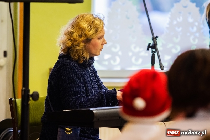 Zdjęcie w galerii na portalu naszraciborz.pl: Gminny Konkurs Kolęd i Pastorałek w Wojnowicach wiadomości z regionu