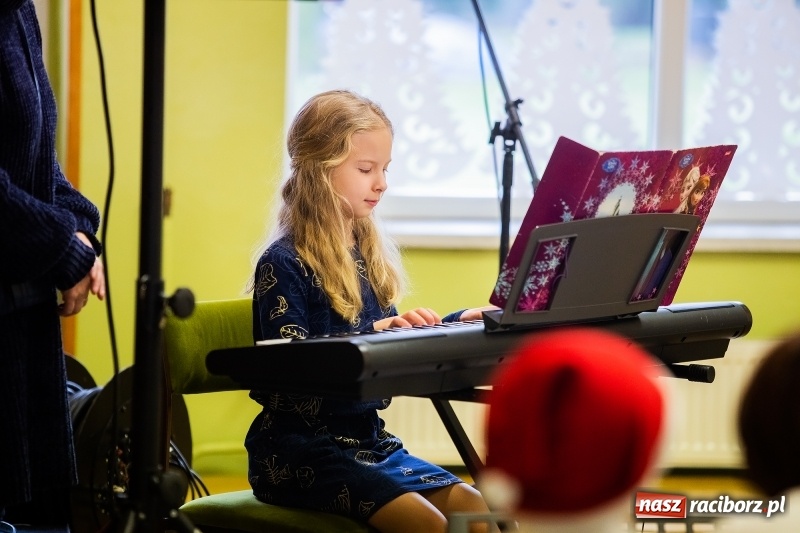 Zdjęcie w galerii na portalu naszraciborz.pl: Gminny Konkurs Kolęd i Pastorałek w Wojnowicach wiadomości z regionu