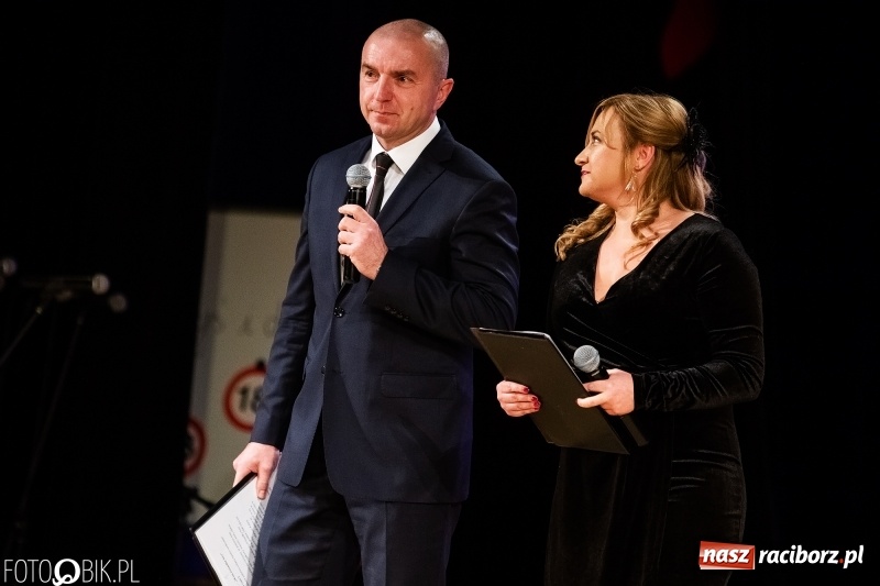 Zdjęcie w galerii na portalu naszraciborz.pl: 18-stka nie boli. Bawmy się do woli. Blisko cztery godziny zabawy na Gwiazdce Serc wiadomości z regionu