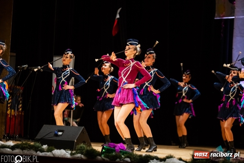 Zdjęcie w galerii na portalu naszraciborz.pl: 18-stka nie boli. Bawmy się do woli. Blisko cztery godziny zabawy na Gwiazdce Serc wiadomości z regionu