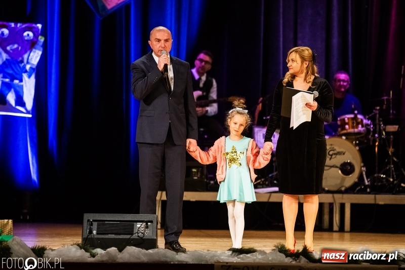 Zdjęcie w galerii na portalu naszraciborz.pl: 18-stka nie boli. Bawmy się do woli. Blisko cztery godziny zabawy na Gwiazdce Serc wiadomości z regionu