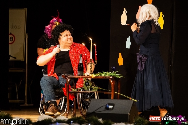 Zdjęcie w galerii na portalu naszraciborz.pl: 18-stka nie boli. Bawmy się do woli. Blisko cztery godziny zabawy na Gwiazdce Serc wiadomości z regionu