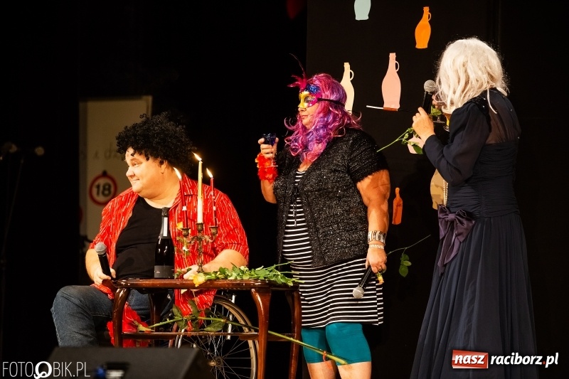 Zdjęcie w galerii na portalu naszraciborz.pl: 18-stka nie boli. Bawmy się do woli. Blisko cztery godziny zabawy na Gwiazdce Serc wiadomości z regionu